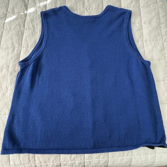 Westbound Woman Nativity Christmas Sweater Vest 1X Embroidered Religious - Picture 2 of 8